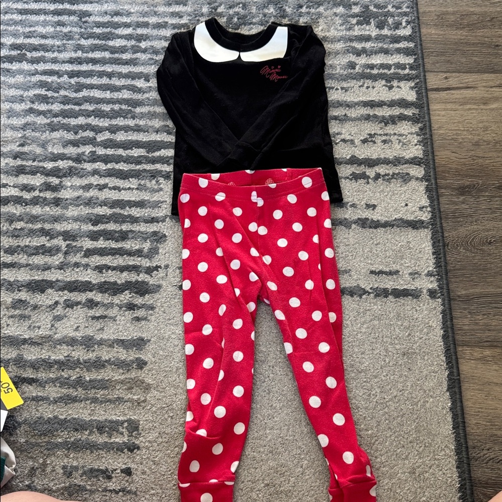 GAP Disney Minnie Mouse 2 Piece Pajama set